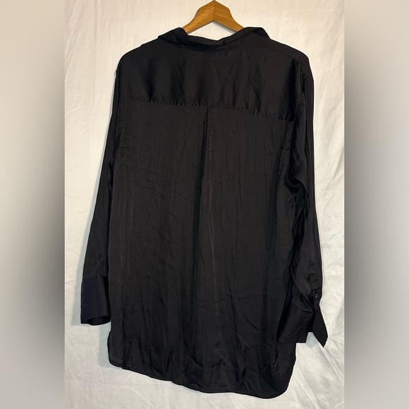 Old Navy Women’s Black Long Sleeve Button Down Collared Blouse size Large - Picture 4 of 10
